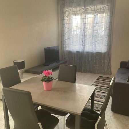 Daniela; Vacanza E/O Lavoro Nichelino Dış mekan fotoğraf